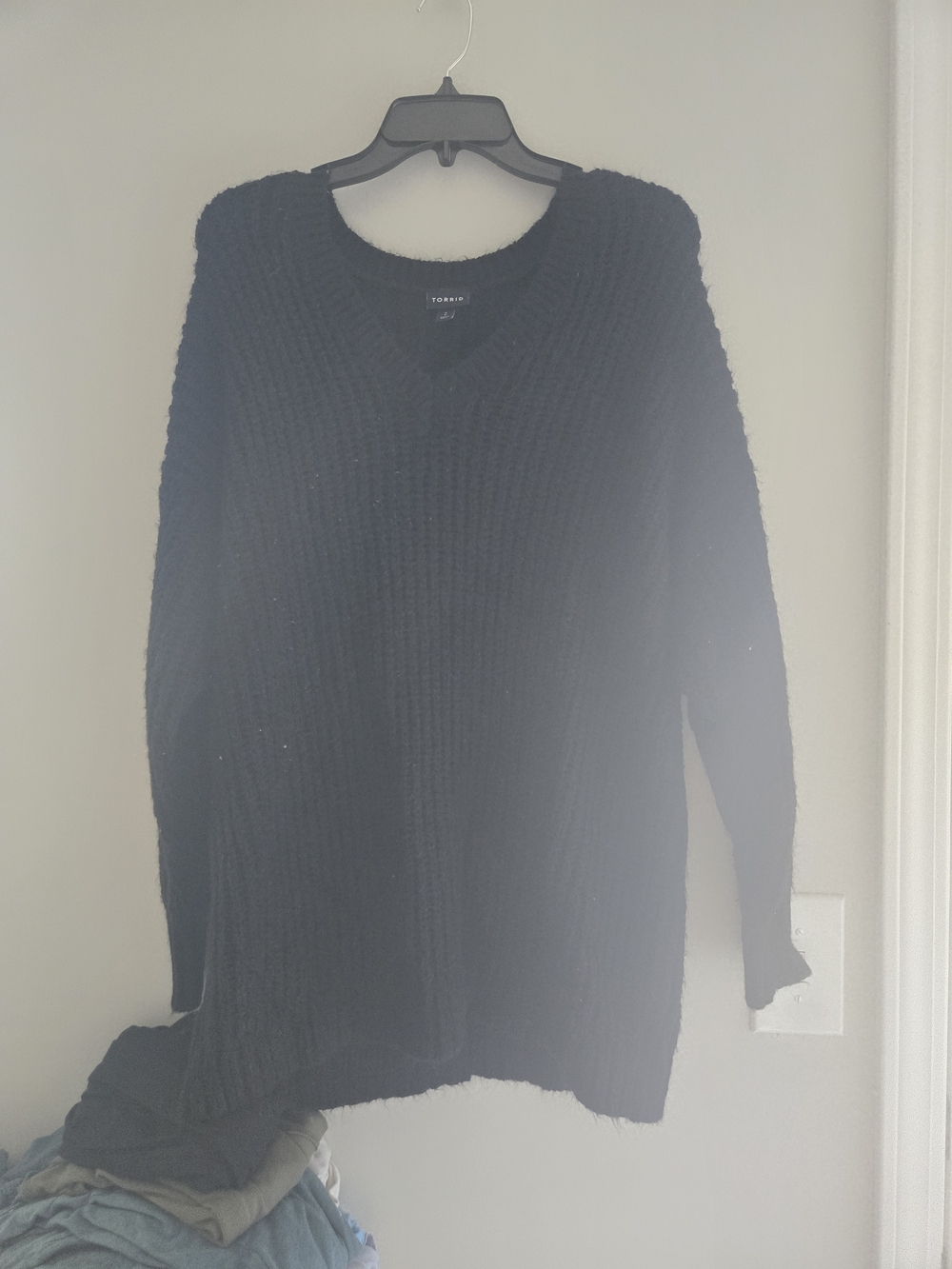 Torrid V-Neck Chunky Knit Sweater - Black Size 2